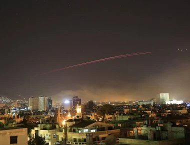 Συρία: «Καταρρίψαμε δεκάδες cruise - Πολύ μικρές οι ζημιές μας - Είχαμε έγκαιρη προειδοποίηση από Ρωσία»